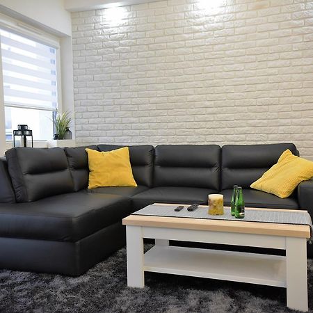 Września Apartamenty Platan Opieszyn 2 מראה חיצוני תמונה