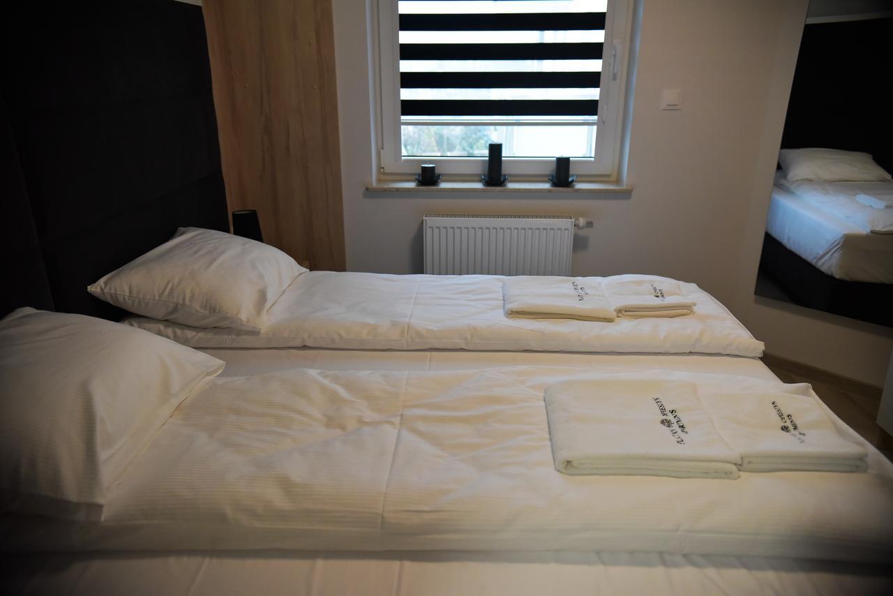Września Apartamenty Platan Opieszyn 2 מראה חיצוני תמונה