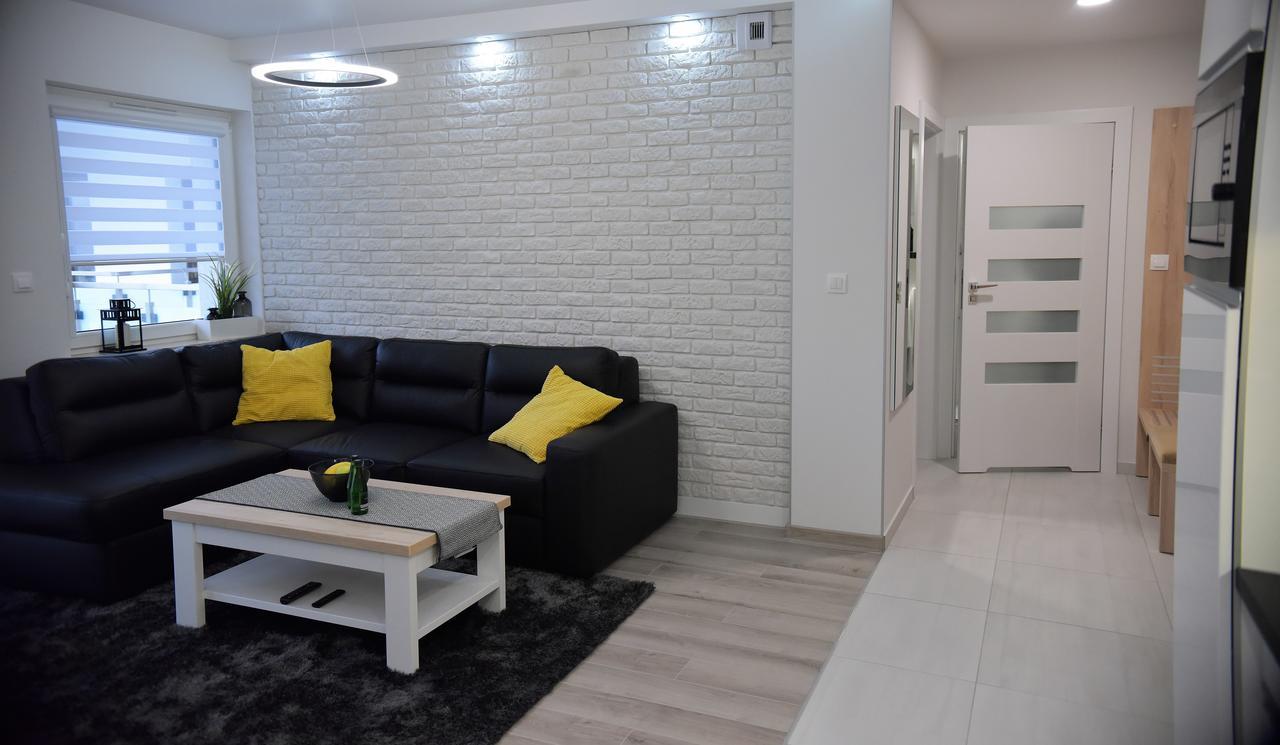 Września Apartamenty Platan Opieszyn 2 מראה חיצוני תמונה