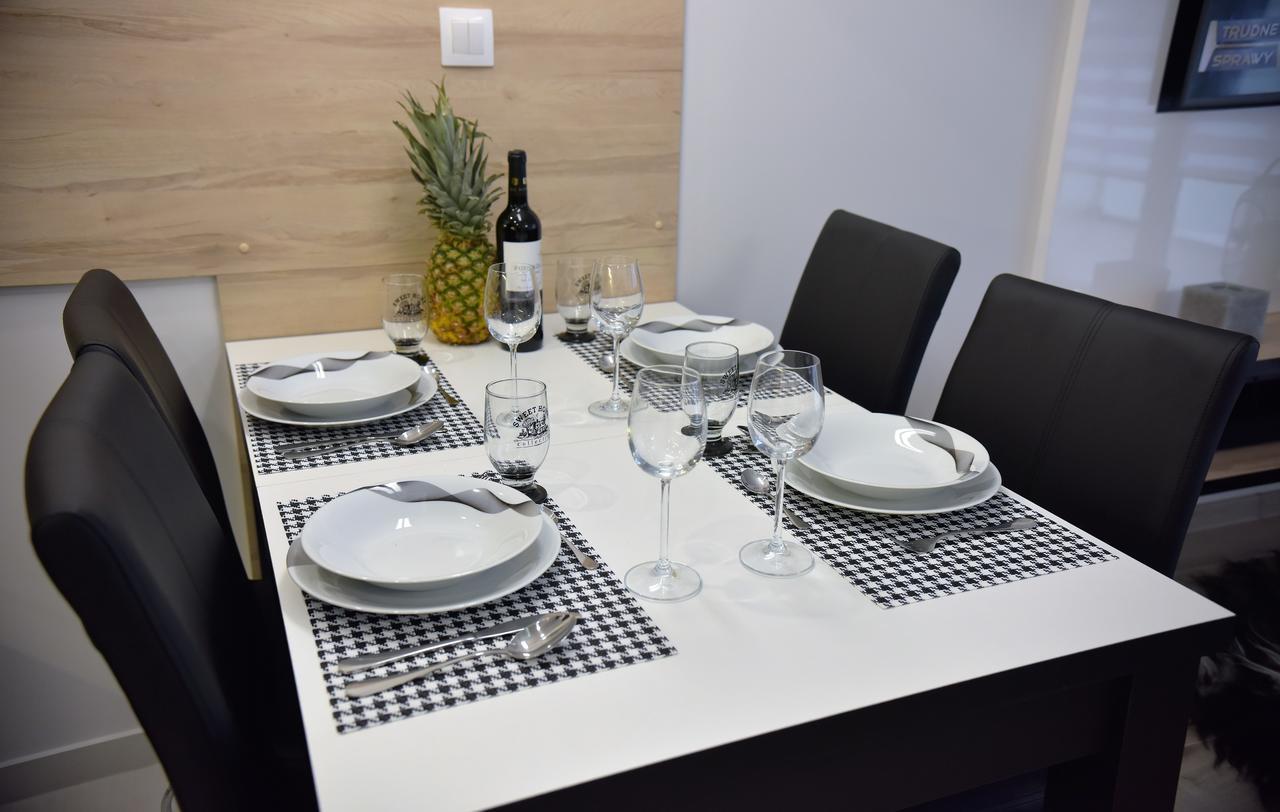 Września Apartamenty Platan Opieszyn 2 מראה חיצוני תמונה